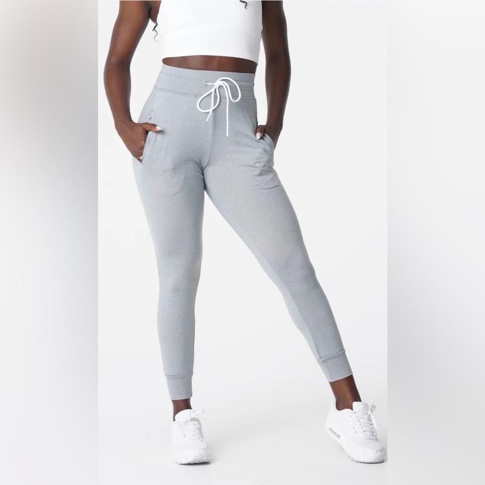 NWOT Women’s NVGTN Joggers Size M